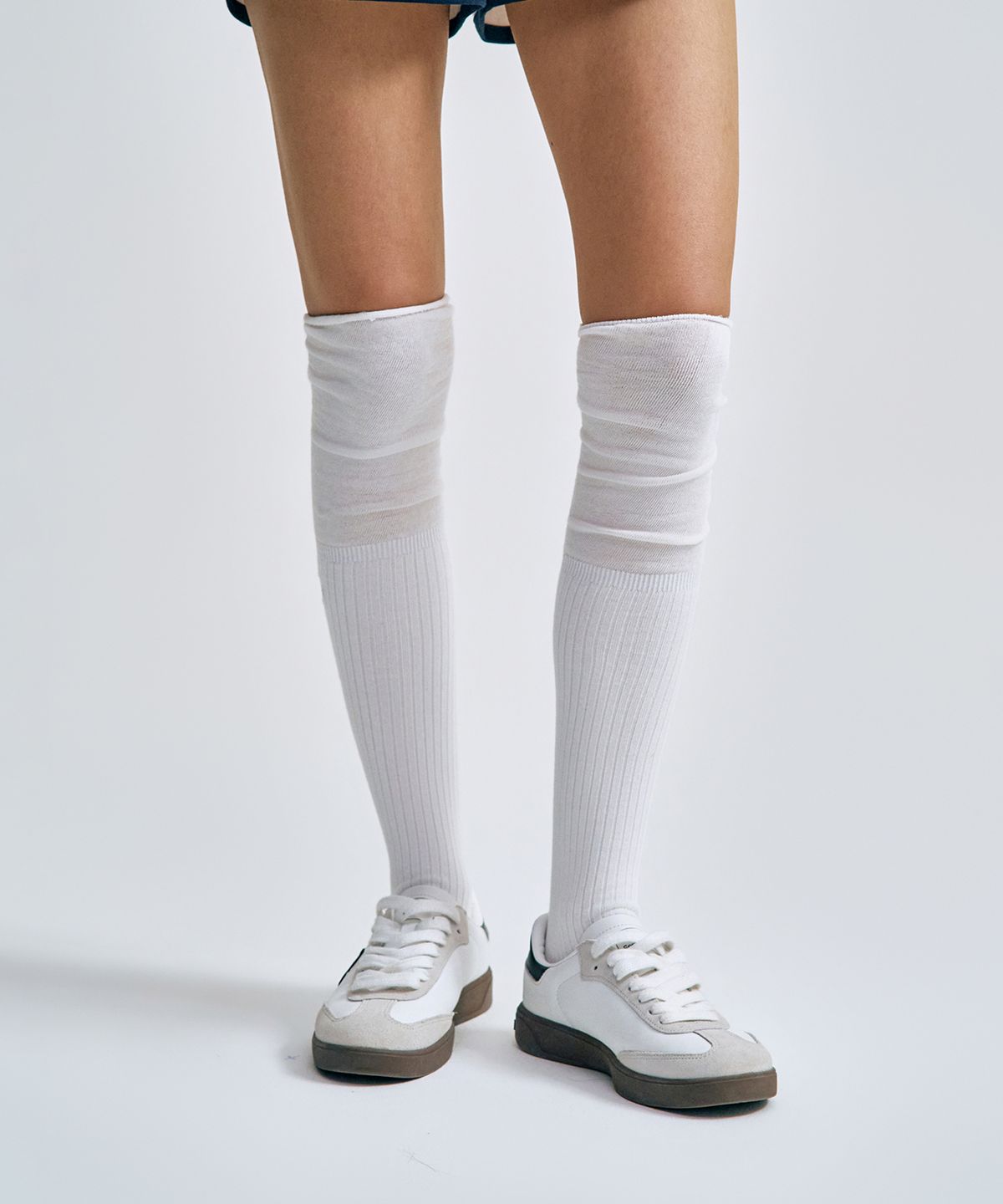 세르지오 타키니(SERGIO TACCHINI) W 서머 셔링 니삭스 (White)