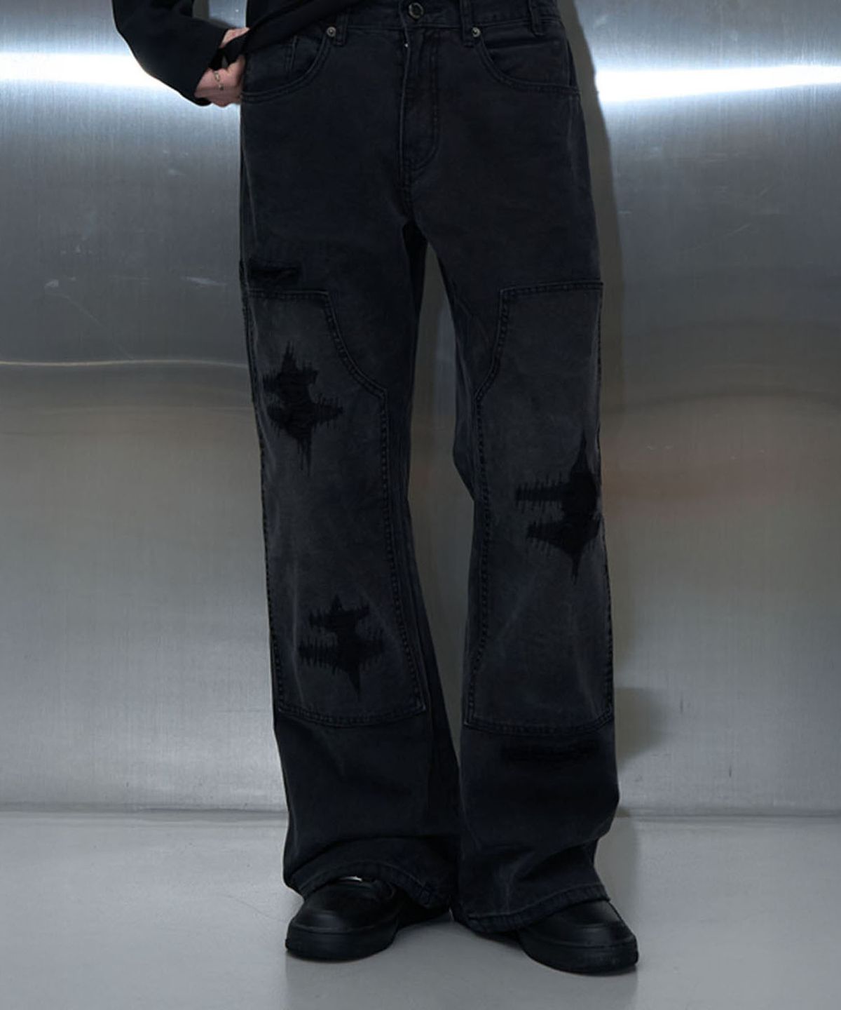 피치블랙(PITCHBLACK) DESTROYED DAMAGE JEANS (WASHED BLACK)