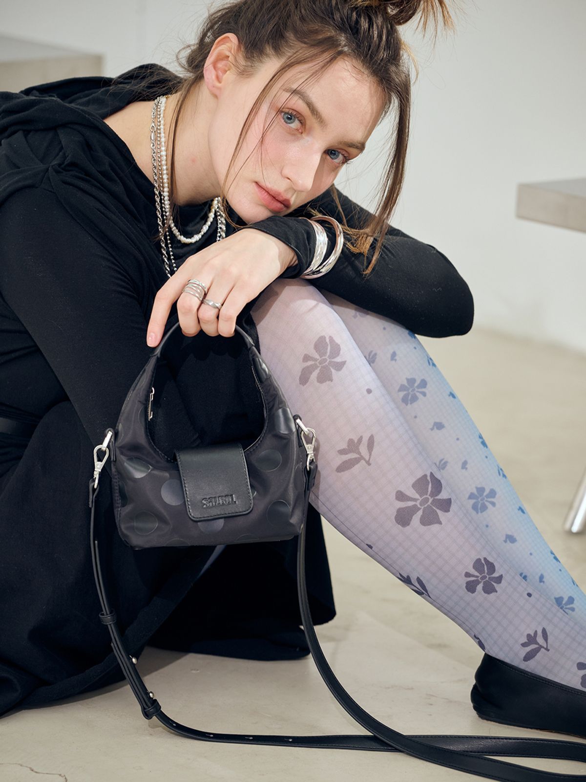 샐볼(SALBOL) PETIT APPEL BAG [DOT]