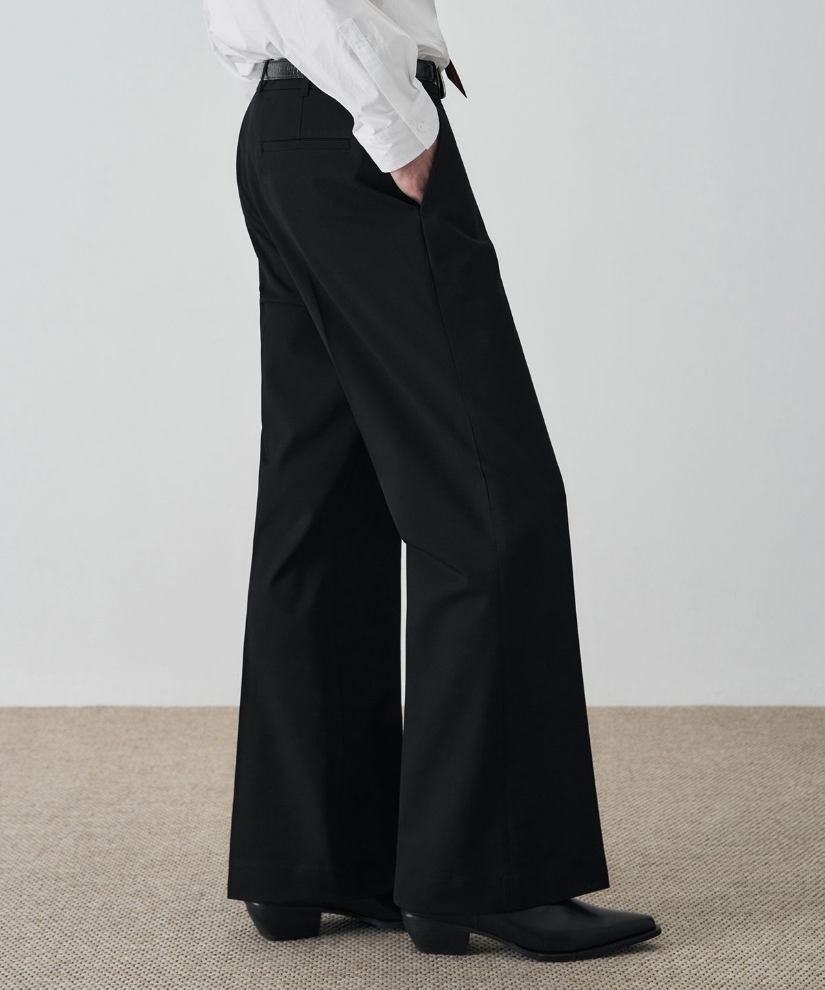 드로우핏(DRAW FIT) 프렌치 플레어 슬랙스 [BLACK]