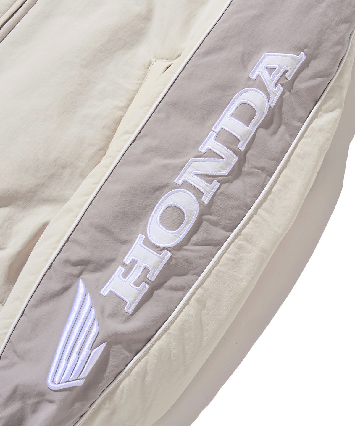 핍스 모터사이클(PHYPS MOTORCYCLE) Nylon Racing Blouson Jacket Ivory