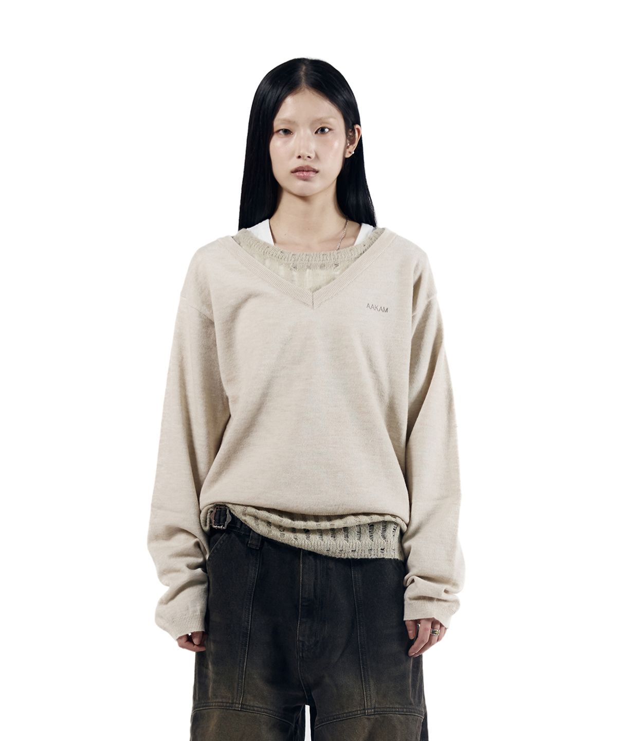 아캄(AAKAM) Layered V-Neck Knit (Ivory)