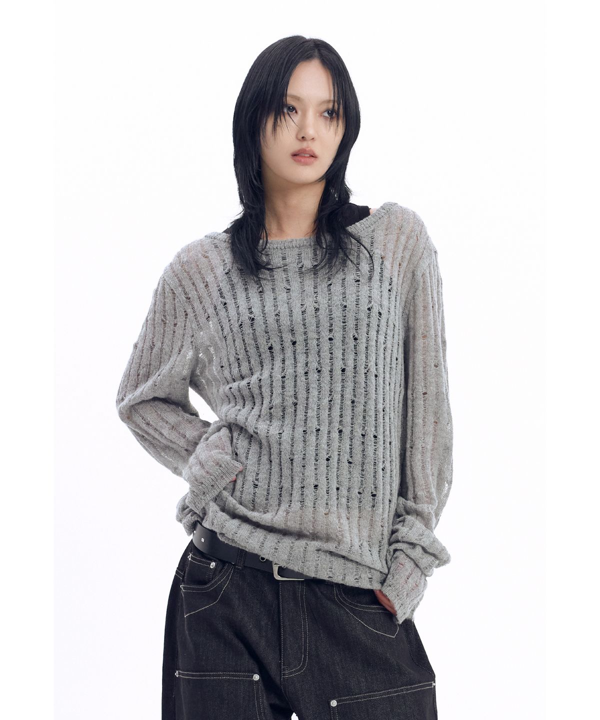 아캄(AAKAM) Layered V-Neck Knit (Black)