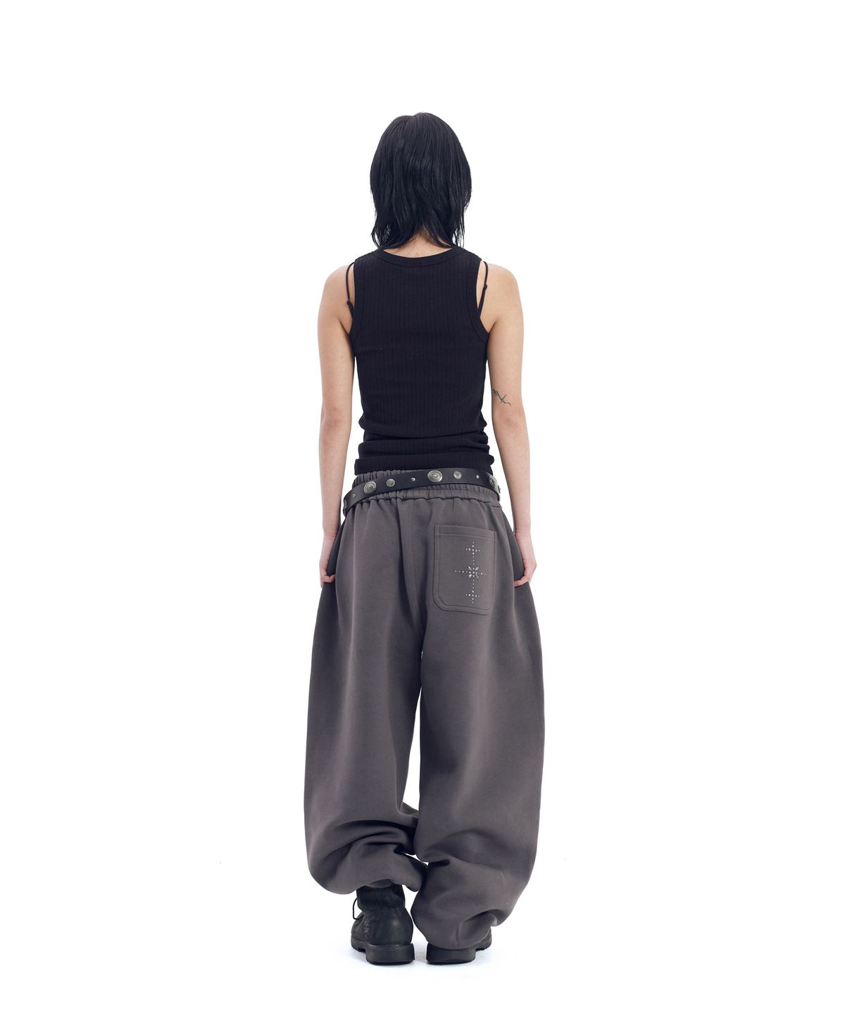 아캄(AAKAM) Pistol Sleeveless (Black)