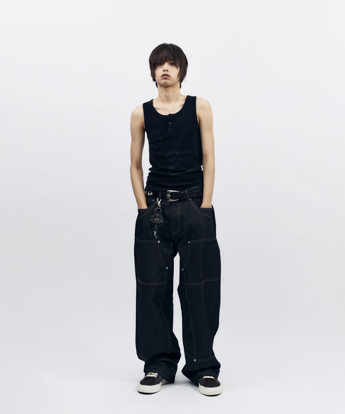 아캄(AAKAM) Pistol Sleeveless (Black)