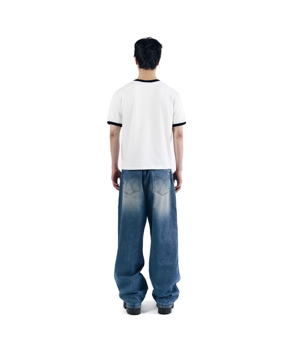아캄(AAKAM) Horseshoe Ringer Top (White)