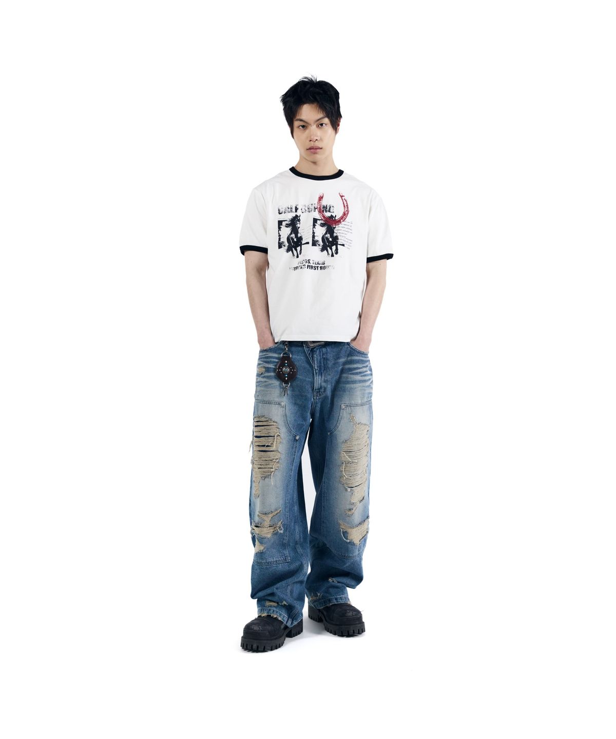 아캄(AAKAM) Horseshoe Ringer Top (White)
