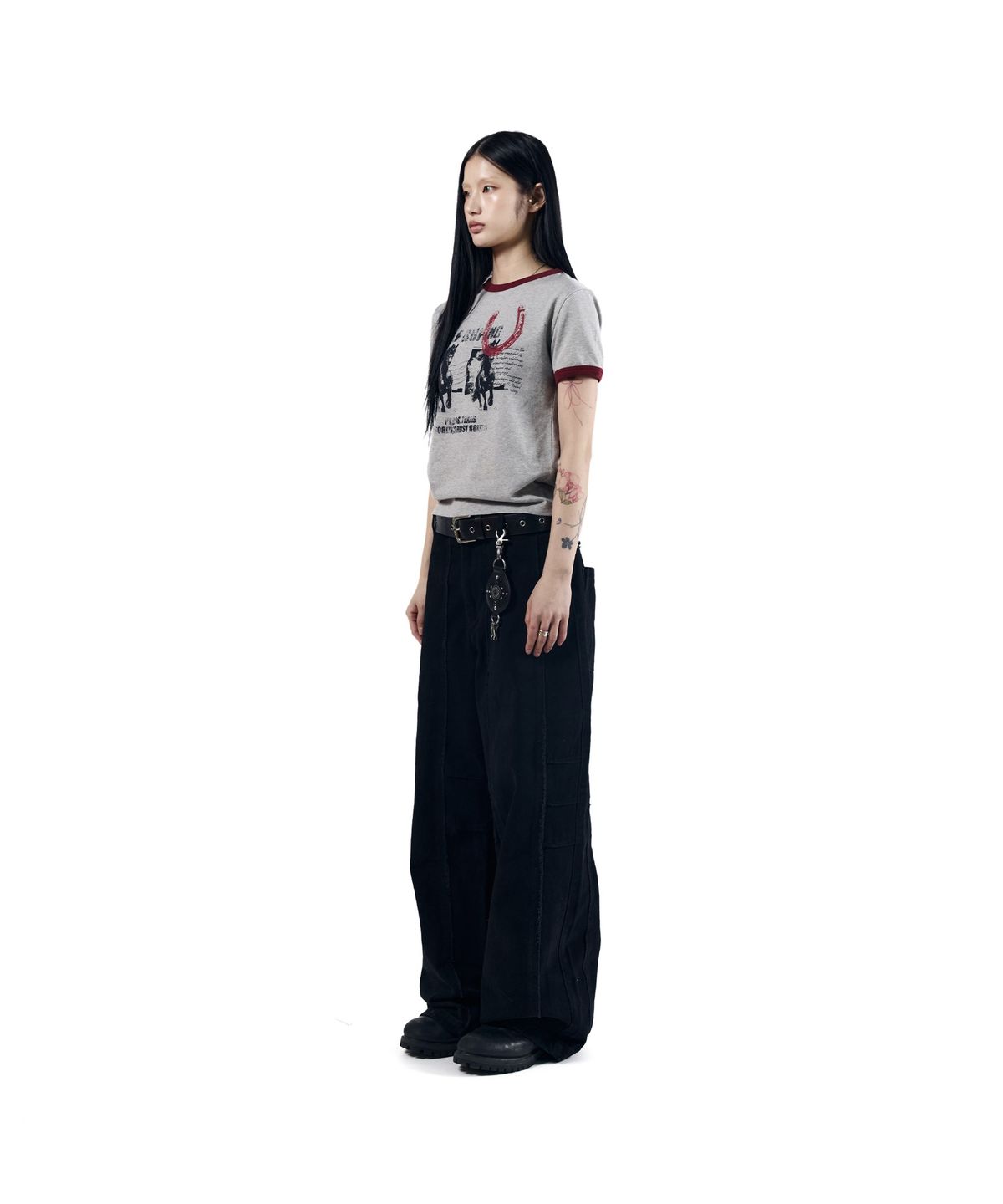 아캄(AAKAM) Horseshoe Ringer Top (Gray)