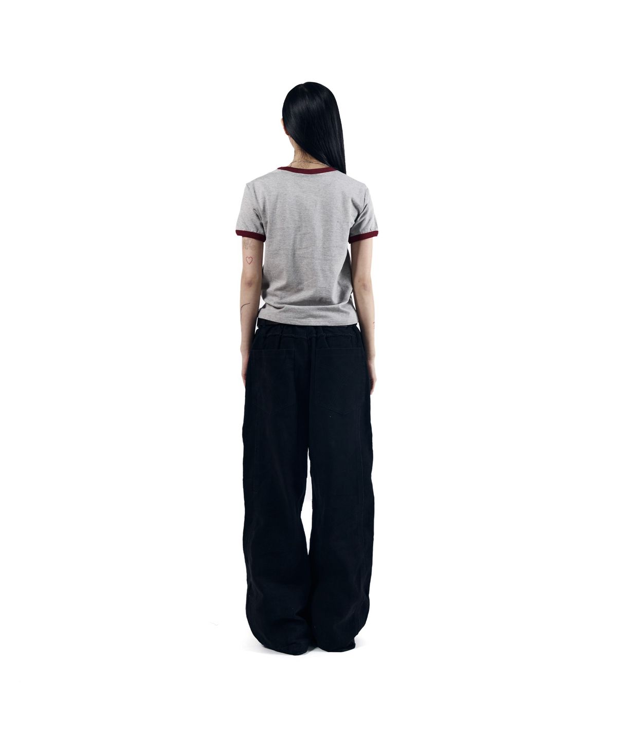 아캄(AAKAM) Horseshoe Ringer Top (Gray)