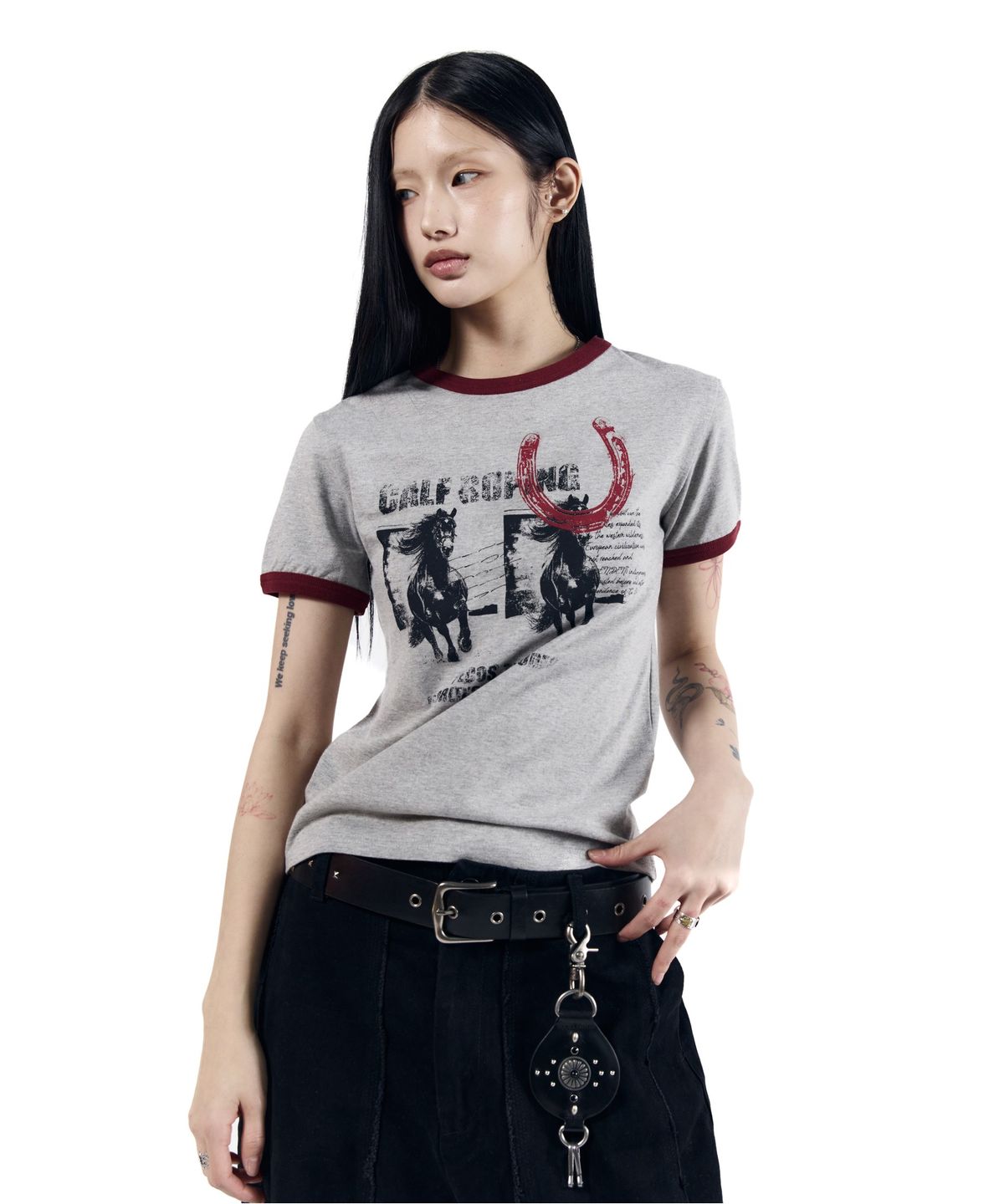 아캄(AAKAM) Horseshoe Ringer Top (Gray)