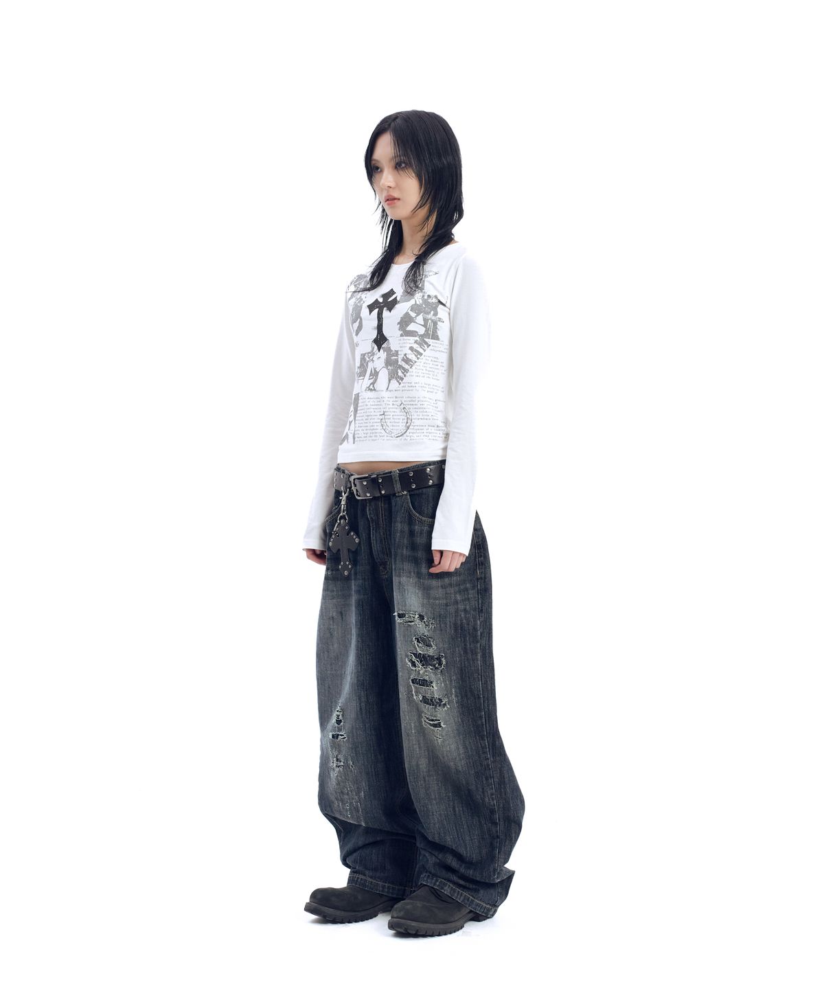 아캄(AAKAM) Cross Paper Long Sleeve (White)