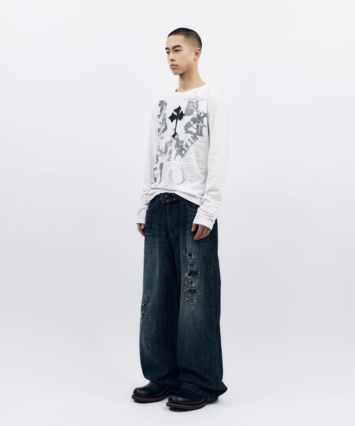 아캄(AAKAM) Cross Paper Long Sleeve (White)