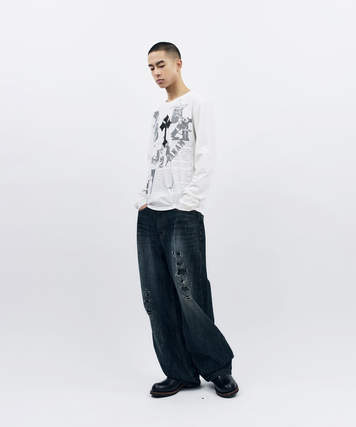 아캄(AAKAM) Cross Paper Long Sleeve (White)