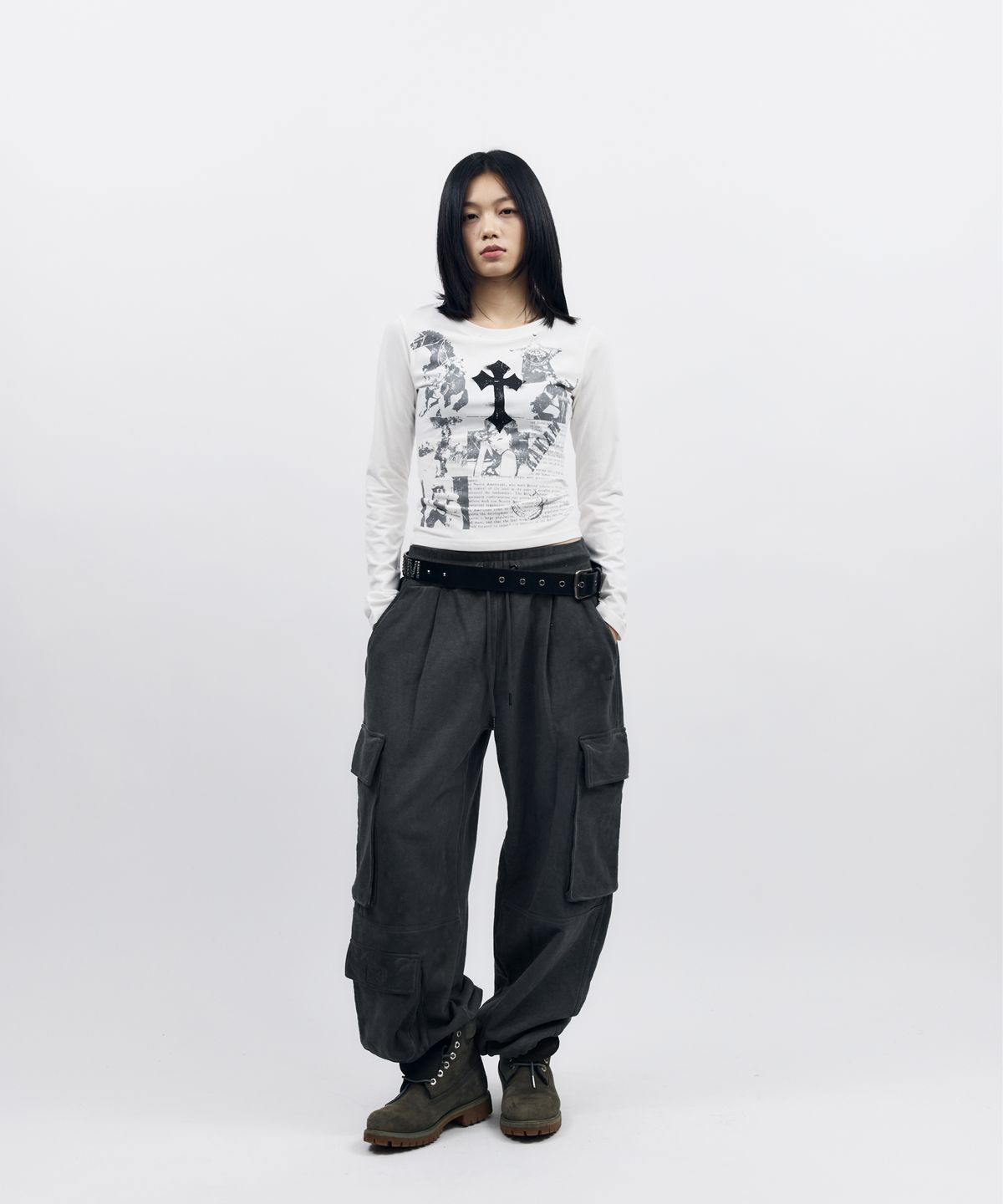 아캄(AAKAM) Cross Paper Long Sleeve (White)