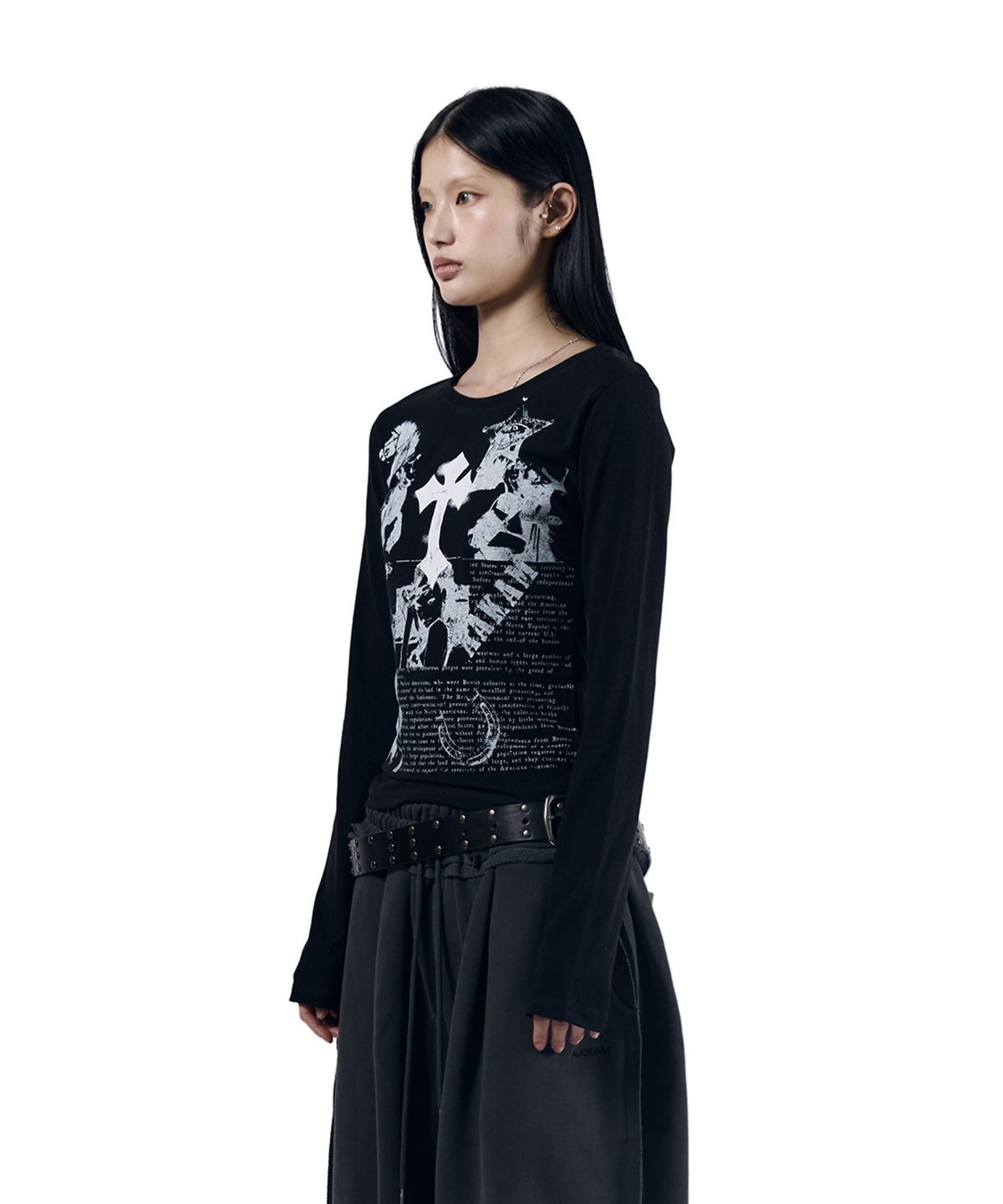 아캄(AAKAM) Cross Paper Long Sleeve (Black)