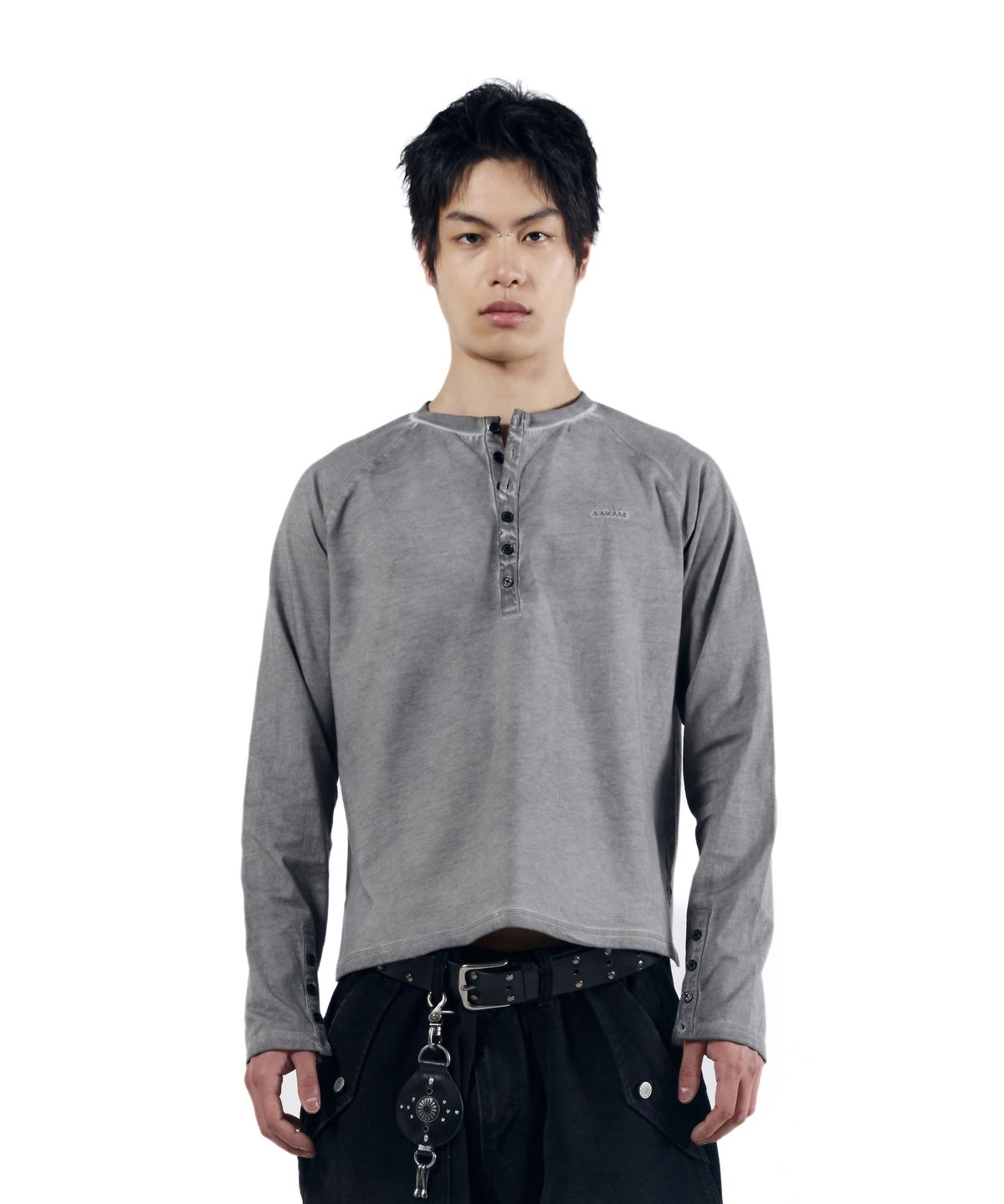 아캄(AAKAM) Dust Henry Neck Long Sleeve (Gray)