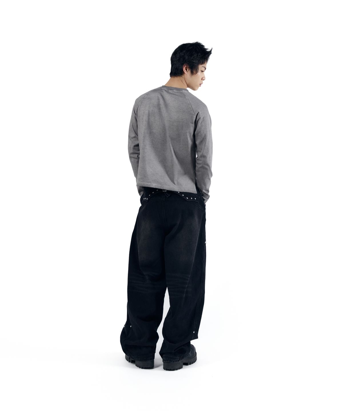 아캄(AAKAM) Dust Henry Neck Long Sleeve (Gray)