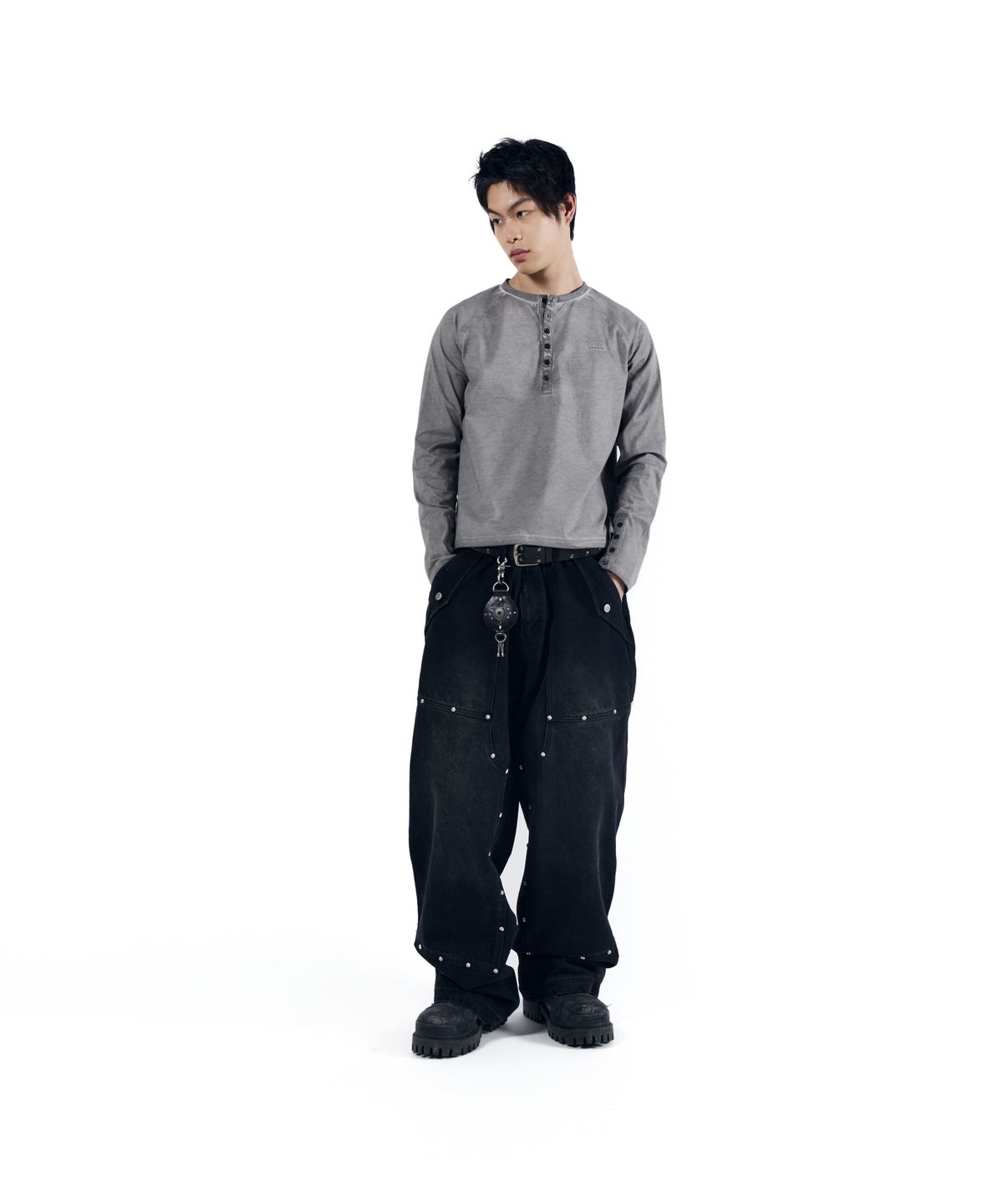 아캄(AAKAM) Dust Henry Neck Long Sleeve (Gray)