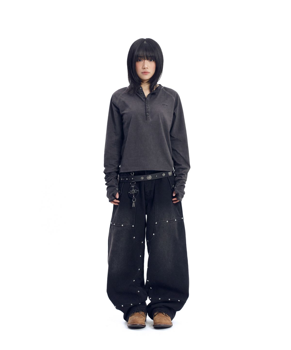 아캄(AAKAM) Dust Henry Neck Long Sleeve (Black)