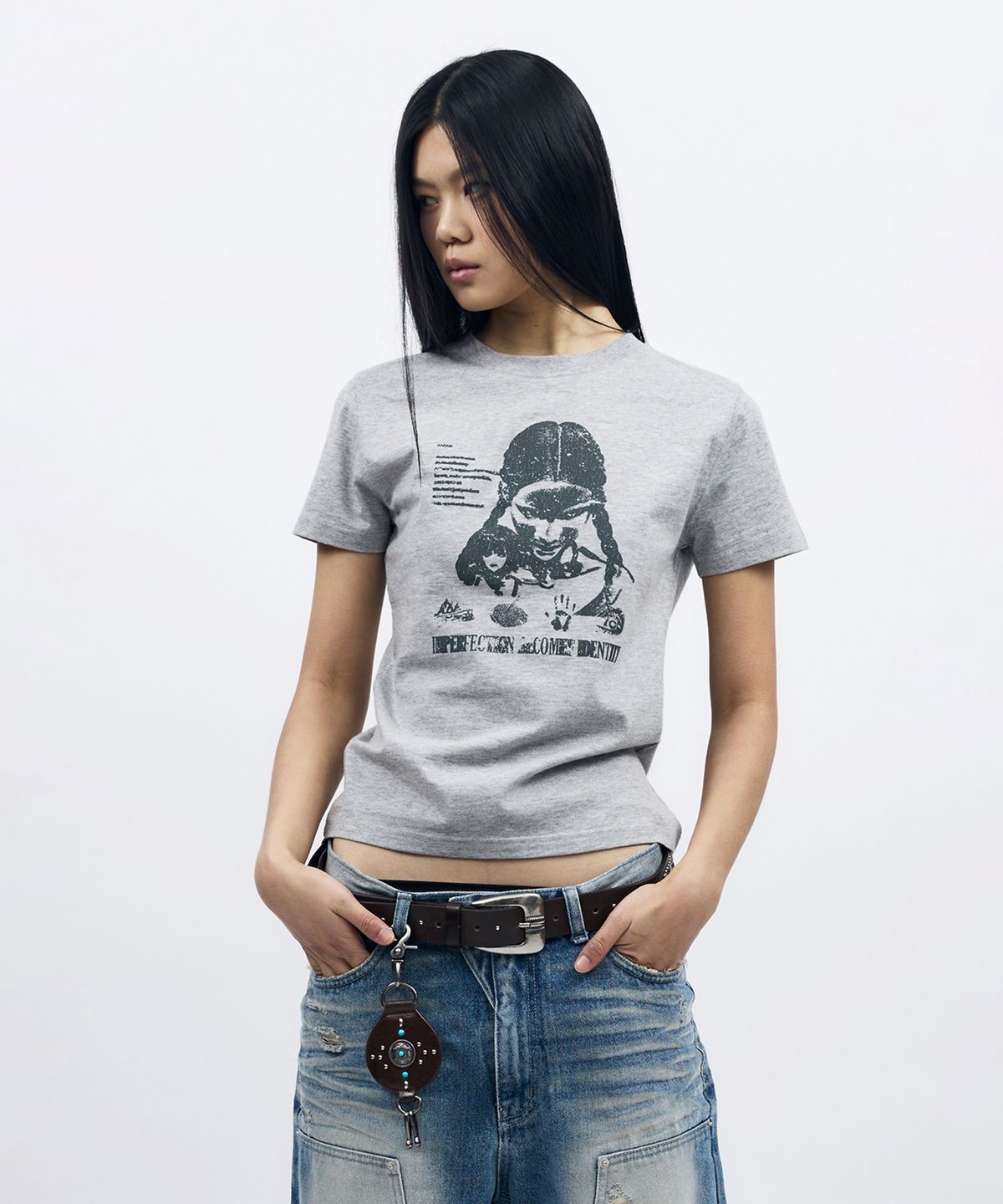 아캄(AAKAM) Annie Half Top (Gray)