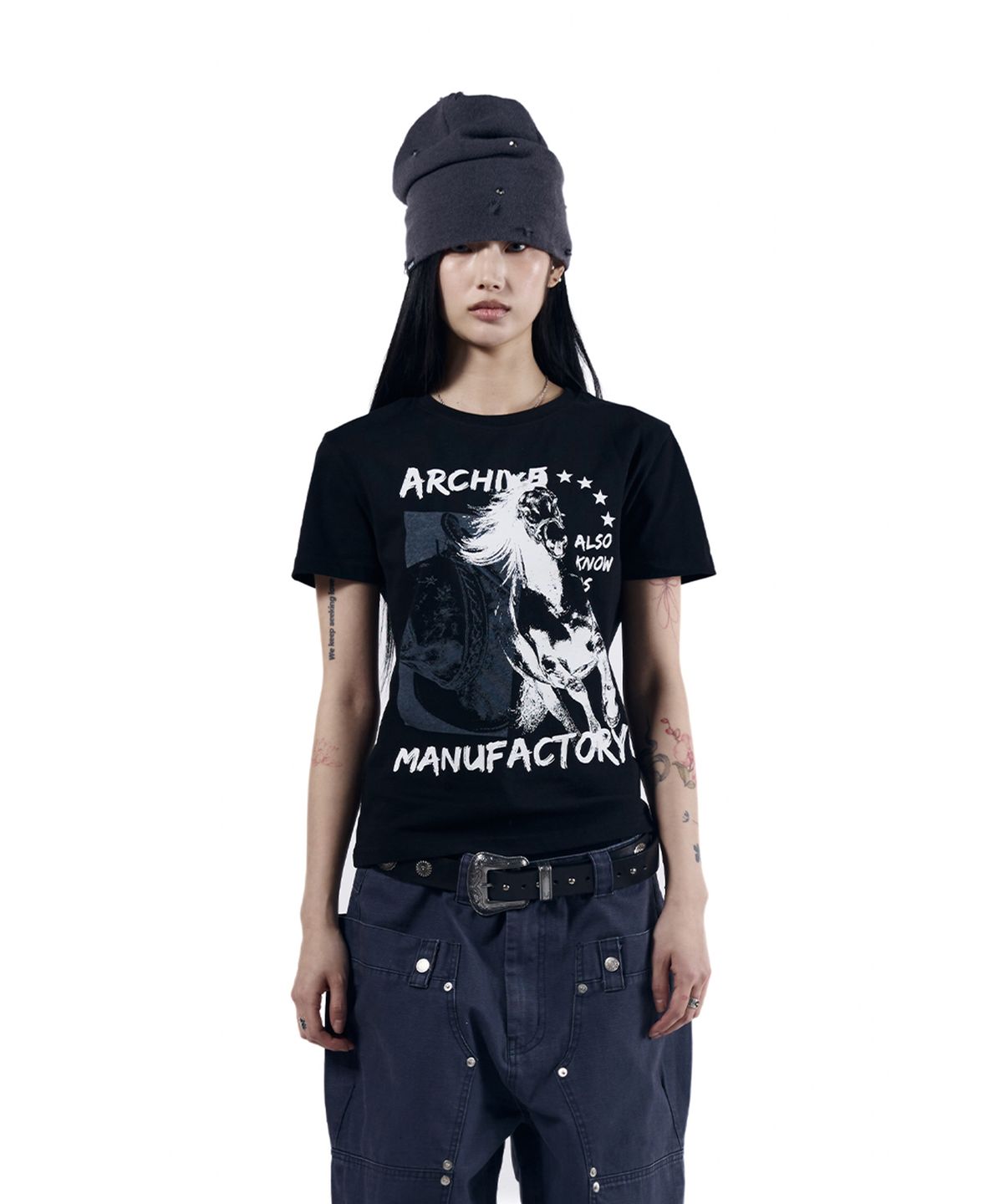 아캄(AAKAM) Western Horse Half Top (Black)