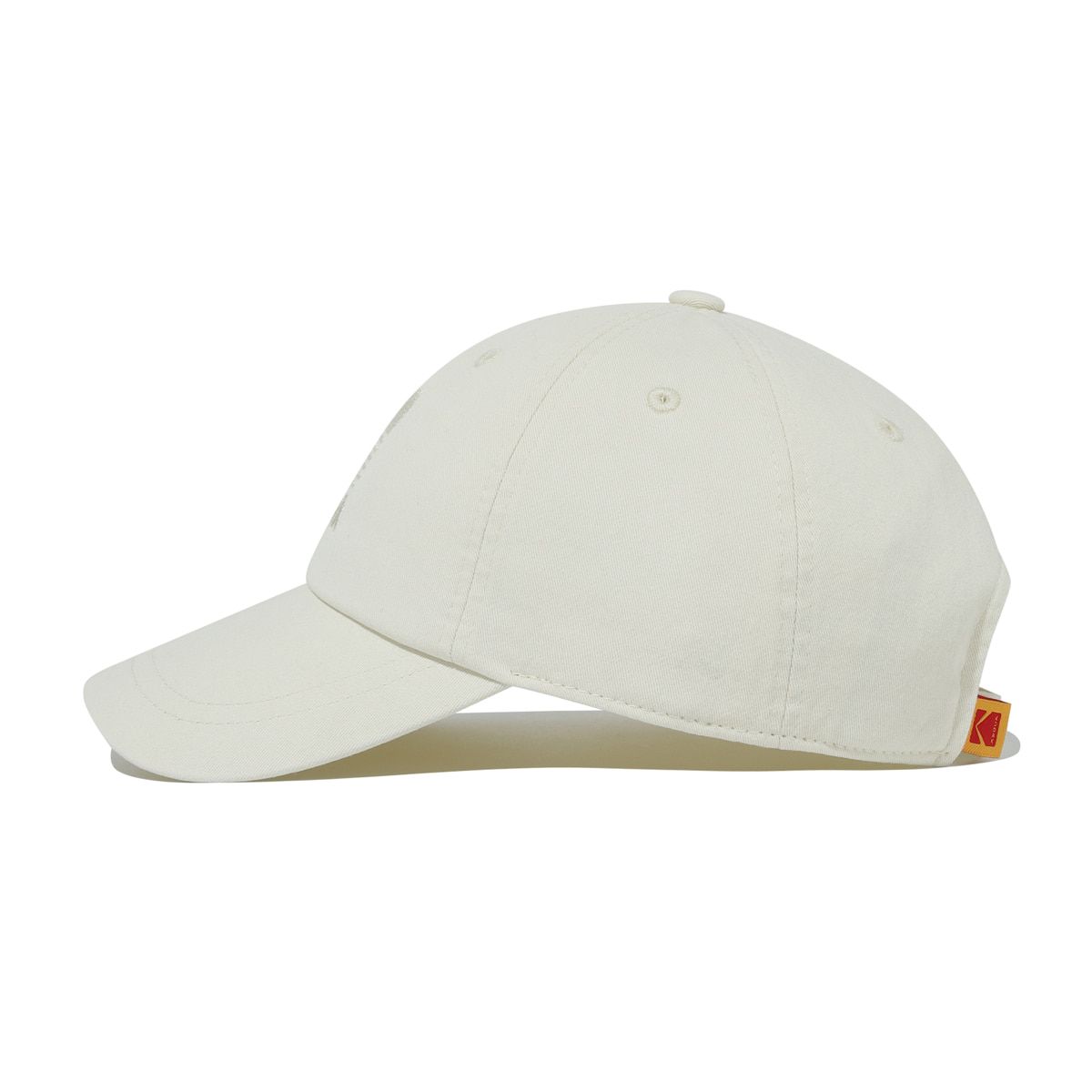 코닥(KODAK) 릴렉스핏 톤온톤 로고 자수 볼캡 IVORY