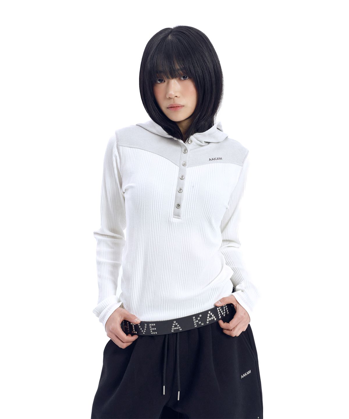 아캄(AAKAM) Ribbed Contrast Button Hoodie (Ivory)