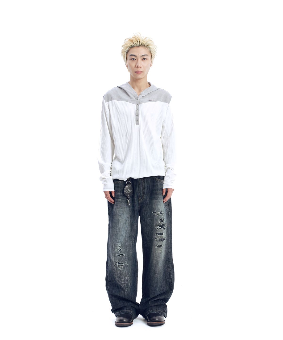 아캄(AAKAM) Ribbed Contrast Button Hoodie (Ivory)