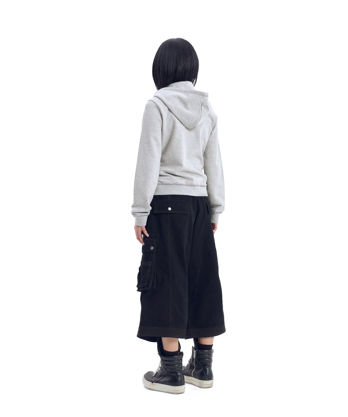 아캄(AAKAM) AKM Rhinestone Zip-Up Hoodie (Gray)