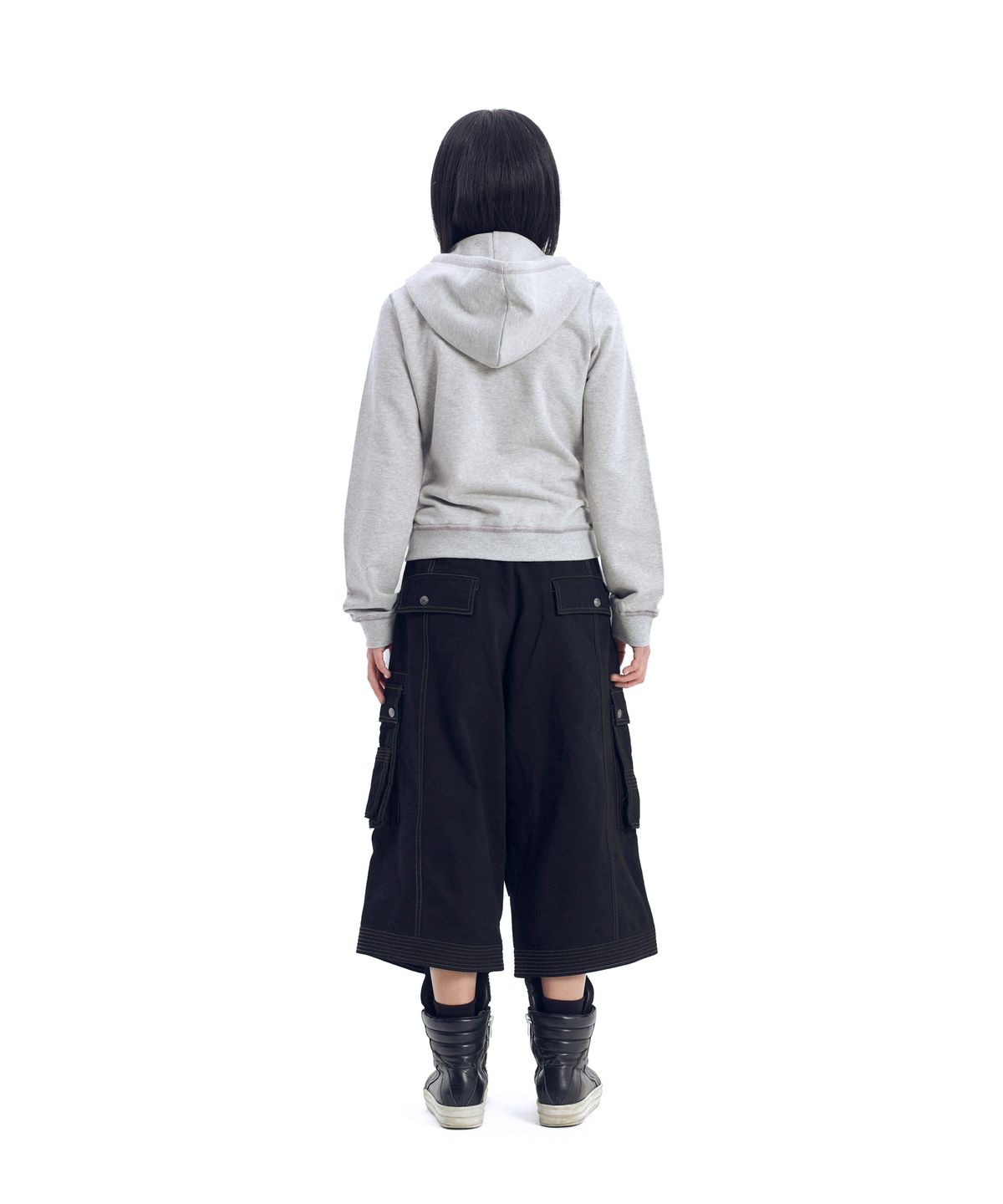 아캄(AAKAM) AKM Rhinestone Zip-Up Hoodie (Gray)