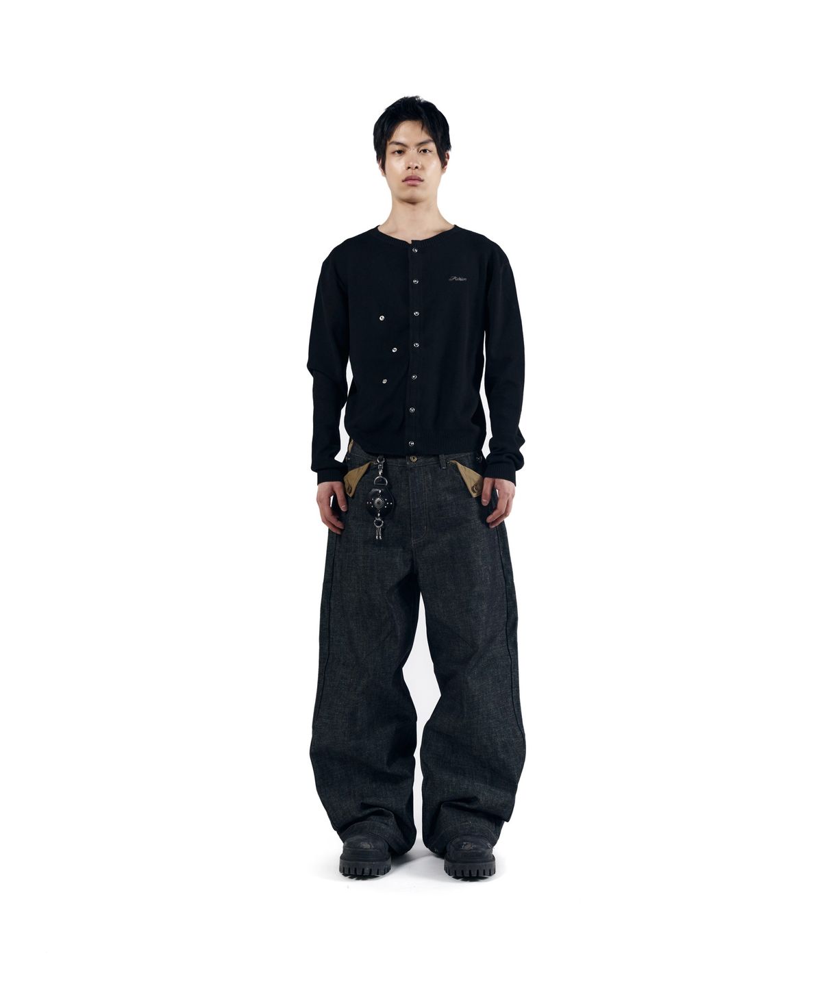 아캄(AAKAM) Granny Moddable Cardigan (Black)