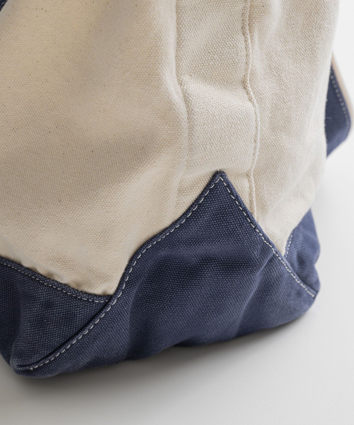 비헤비어(BEHEAVYER) WASHED CANVAS TOTE BAG oatmeal/blue