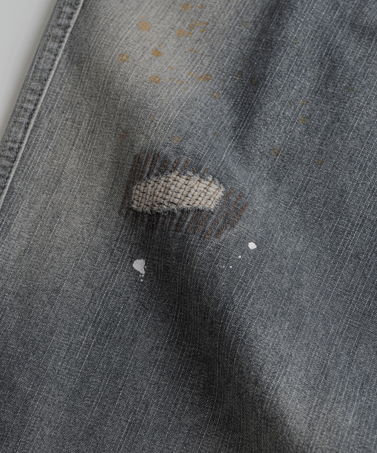 비헤비어(BEHEAVYER) DISTRESSED M35 TROUSERS black bleached