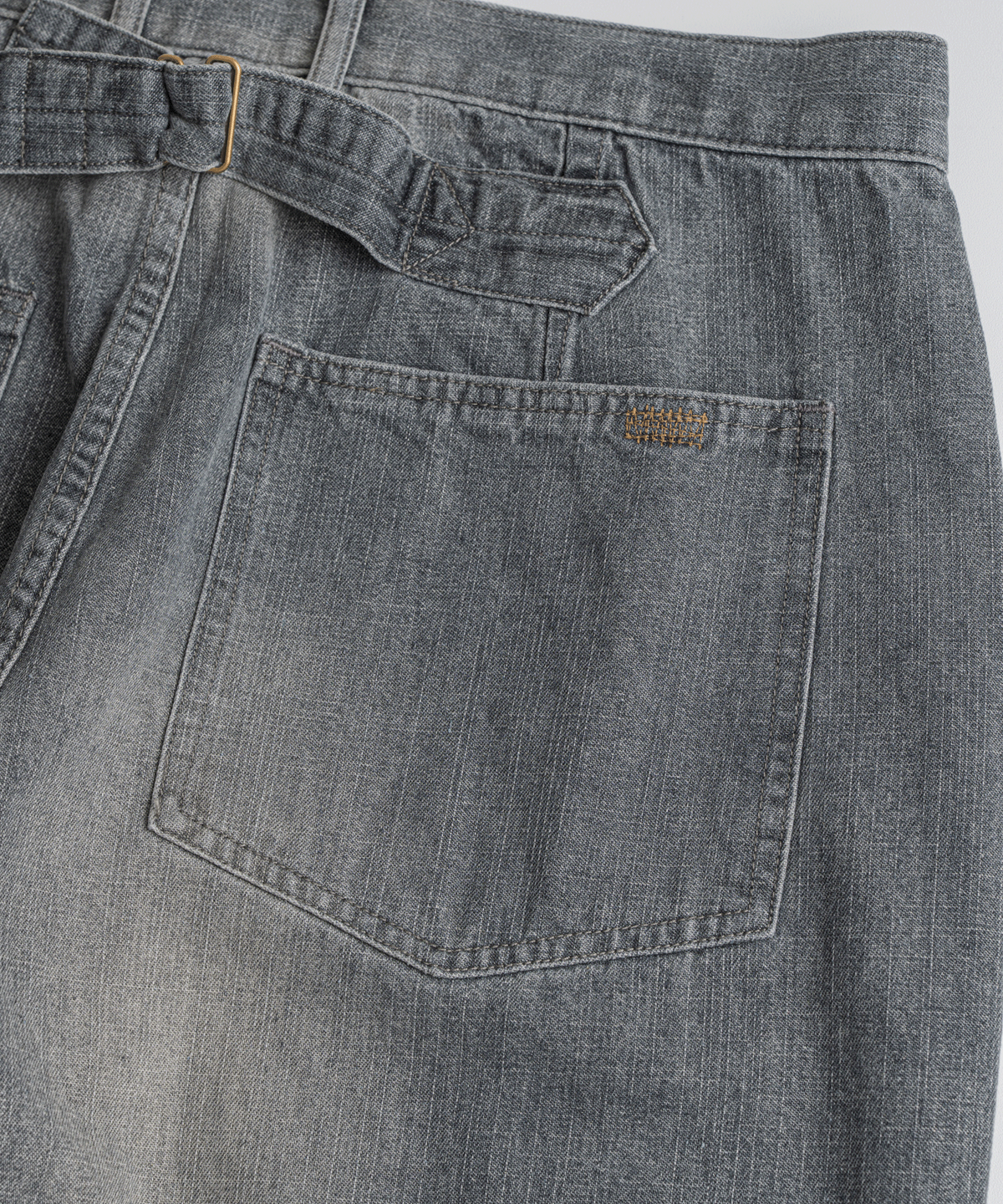 비헤비어(BEHEAVYER) DISTRESSED M35 TROUSERS black bleached