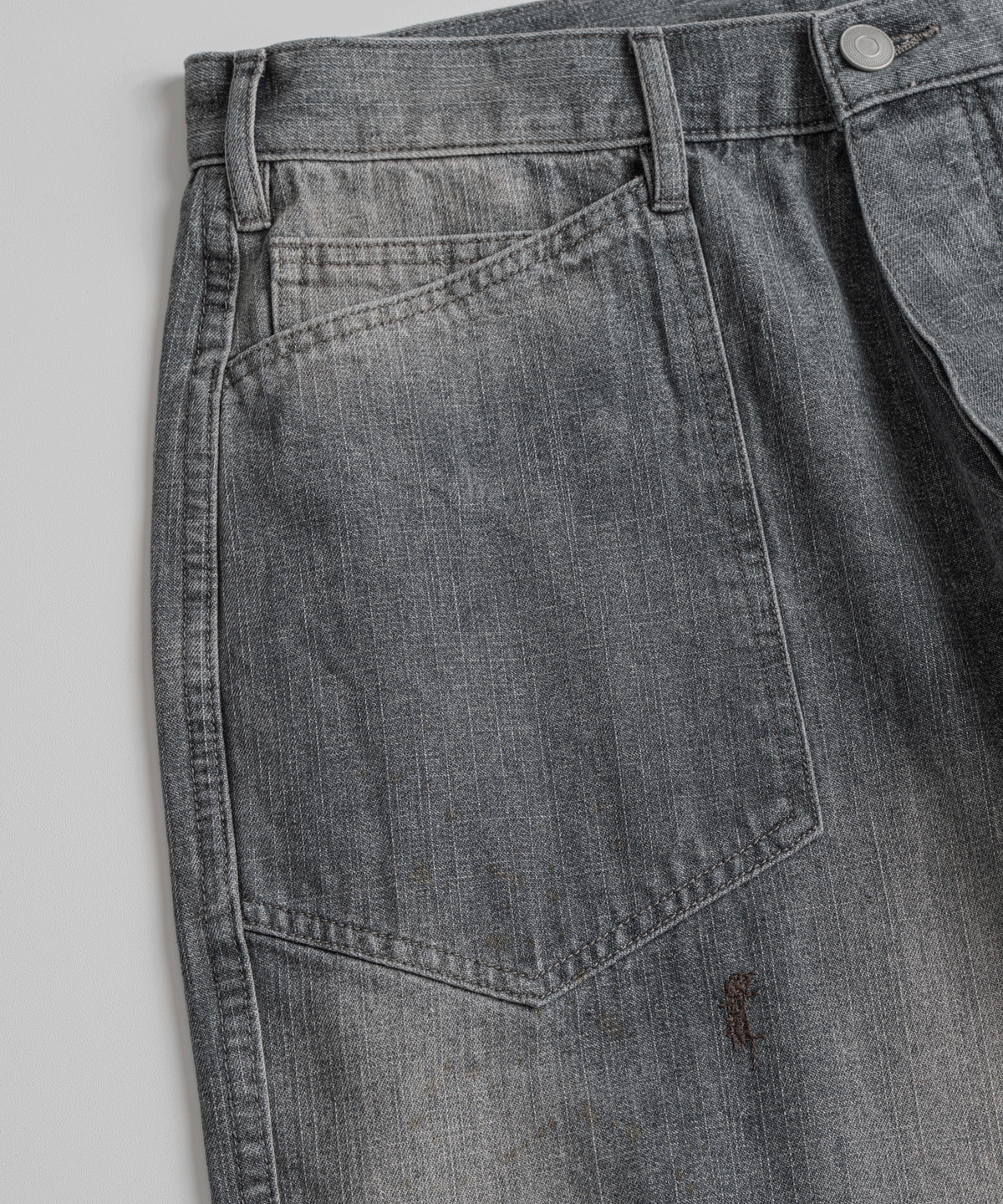 비헤비어(BEHEAVYER) DISTRESSED M35 TROUSERS black bleached