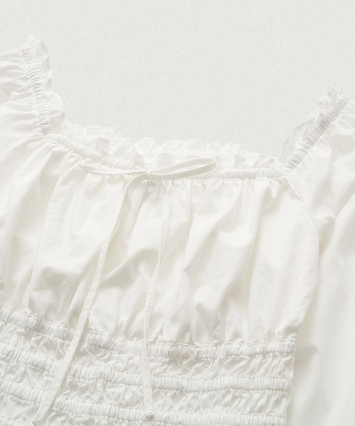 더바넷(THEBARNNET) Verta Square Neck Blouse
