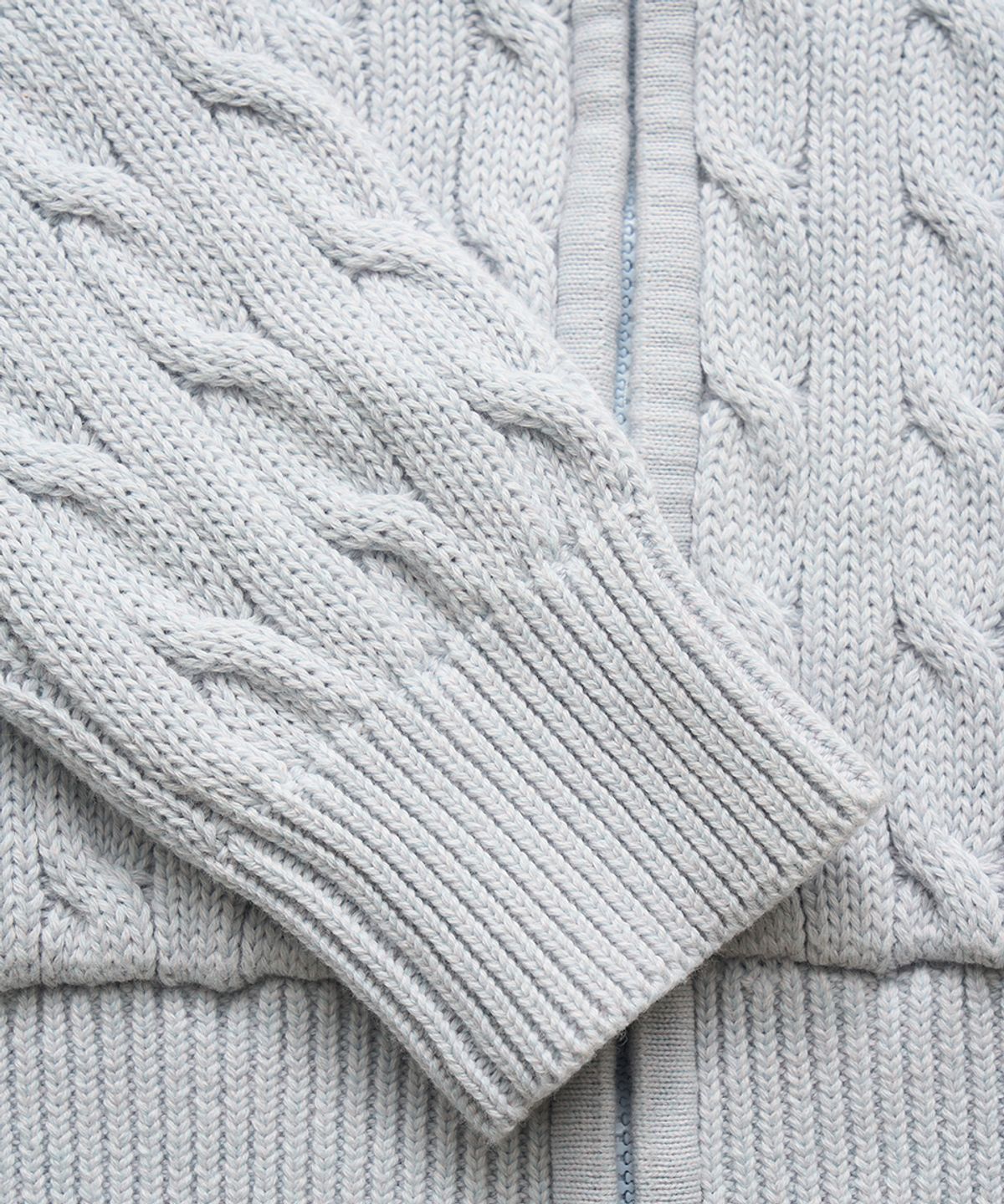 더바넷(THEBARNNET) Pobby Cable Knit Zip-Up Hoodie_Light Blue