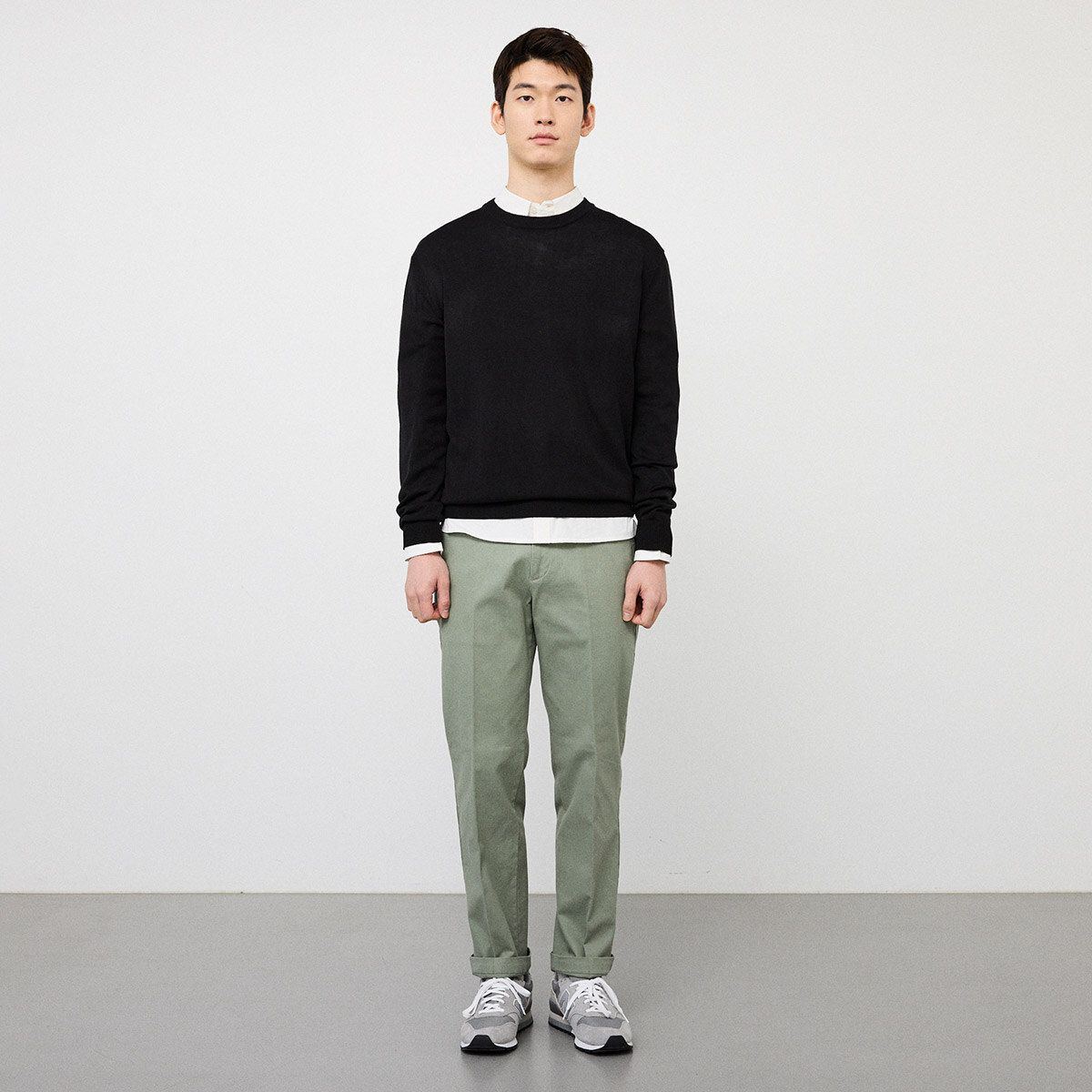 에스티코(STCO) CODIGALLERY 강연소재 라운드 니트 블랙 (레귤러핏)_CKTVA04NSB