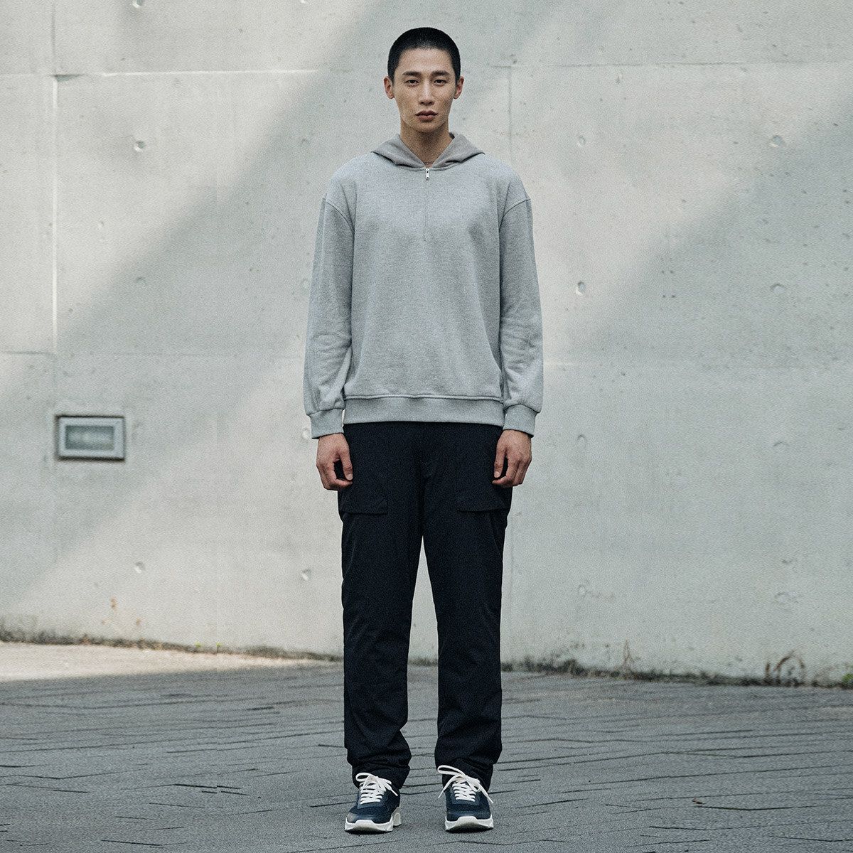 에스티코(STCO) 스웨이드 배색 후드 맨투맨 티셔츠 그레이 (오버핏)_STSVAB2OSG