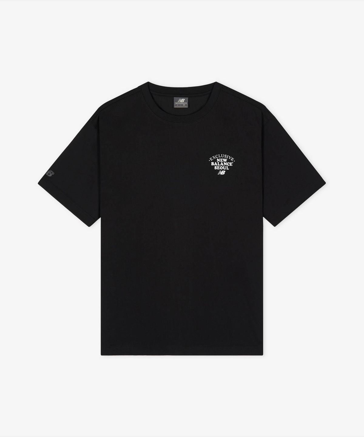 뉴발란스(NEW BALANCE) NBNEG3A073 / UNI NB 서울 랜드마크 반팔티 (BLACK)