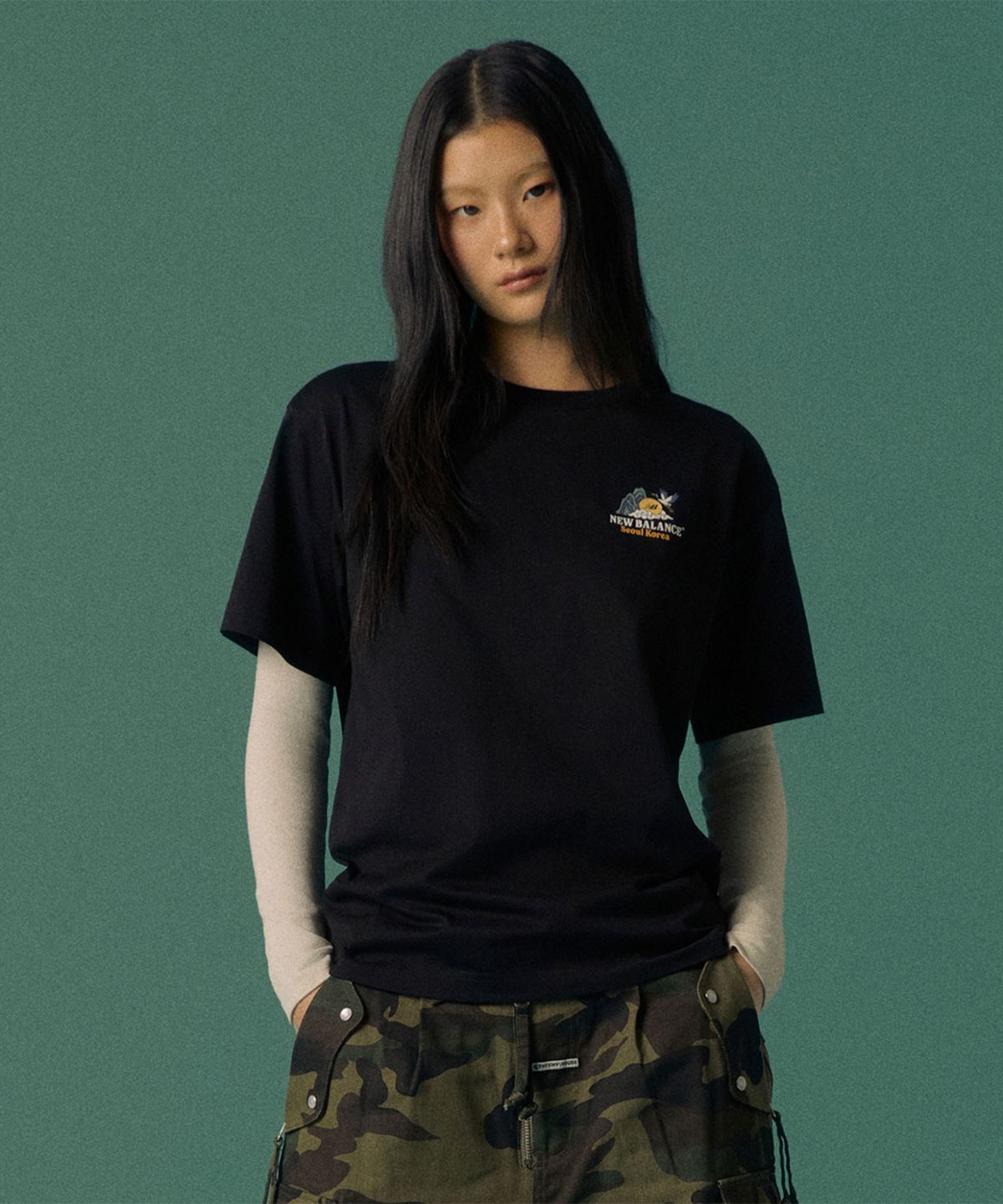 뉴발란스(NEW BALANCE) NBNEG3A063 / UNI NB 서울 타이거 2.0 반팔티 (BLACK)