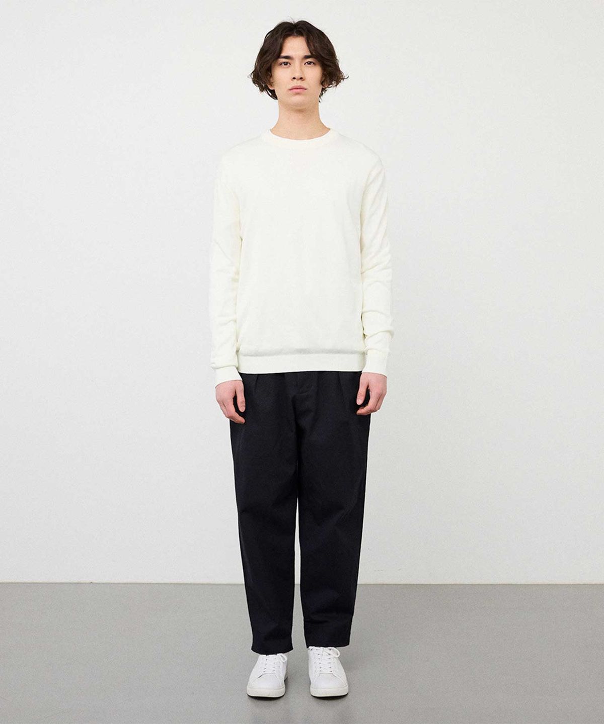 에스티코(STCO) CODIGALLERY 강연소재 라운드 니트 아이보리 (레귤러핏)_CKTVA01NSI