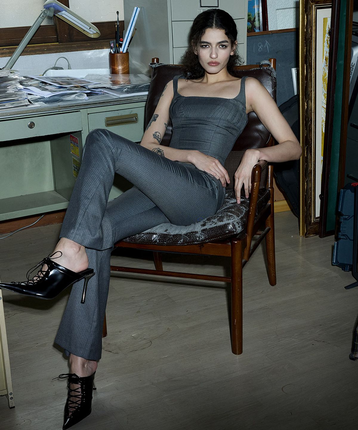 오도어(ODOR) Pin line slacks - Charcoal