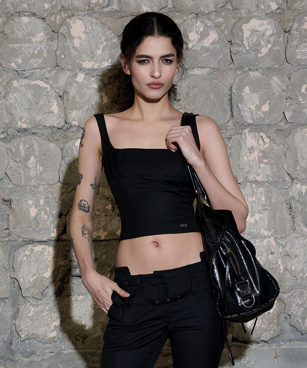오도어(ODOR) Pin line top - Black
