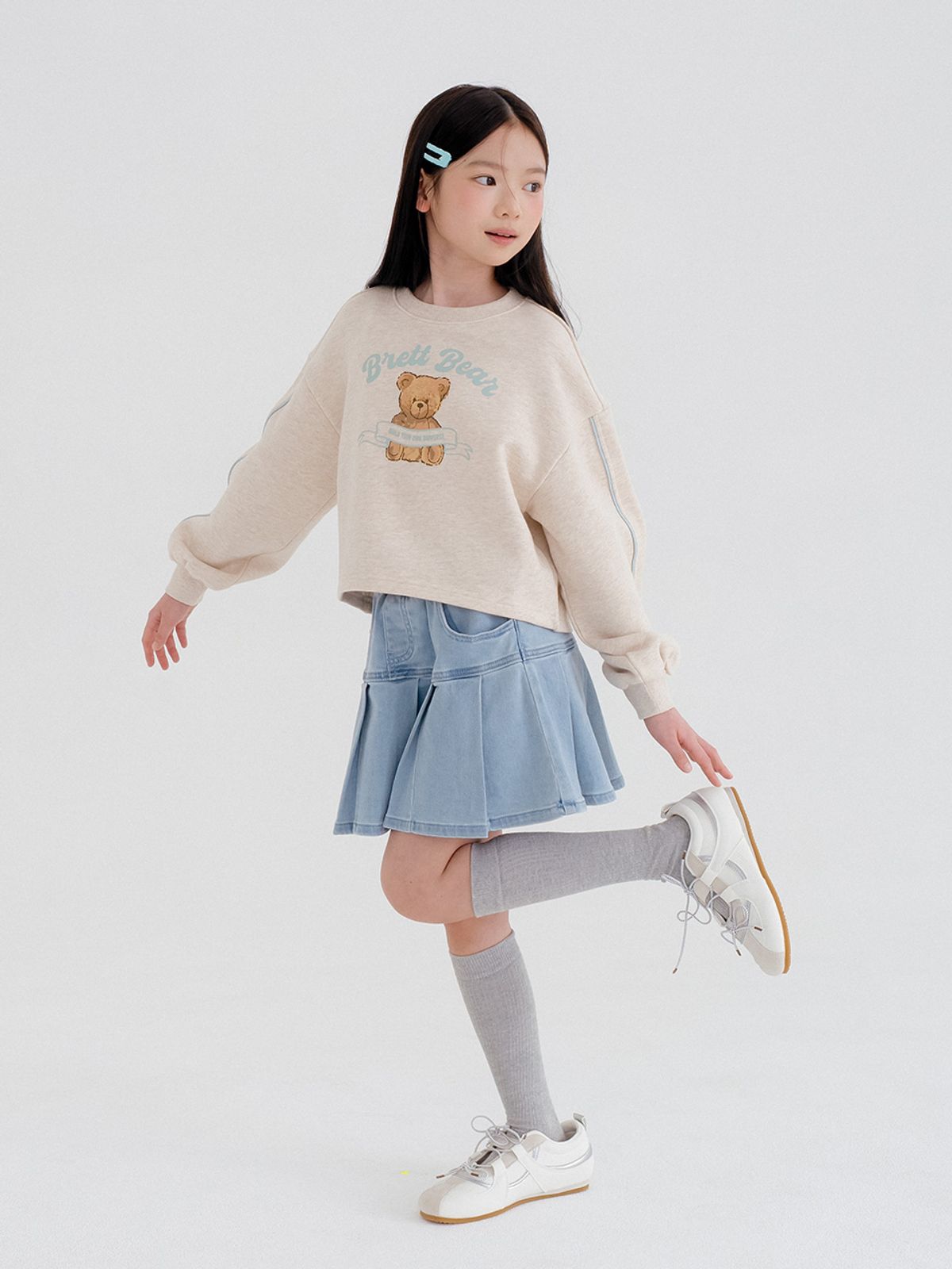 브렛테일러(BRETTAILOR) 클래식 브렛베어 세미크롭 스웻셔츠(오트밀)
