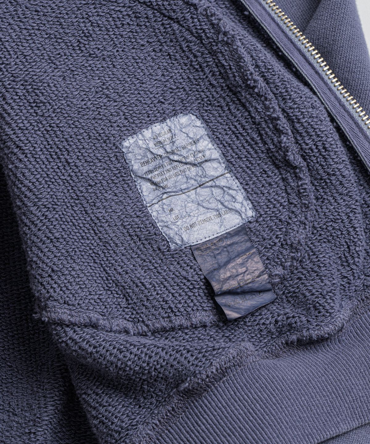 비헤비어(BEHEAVYER) DISTRESSED GLOVE FULL ZIP PARKA purple navy