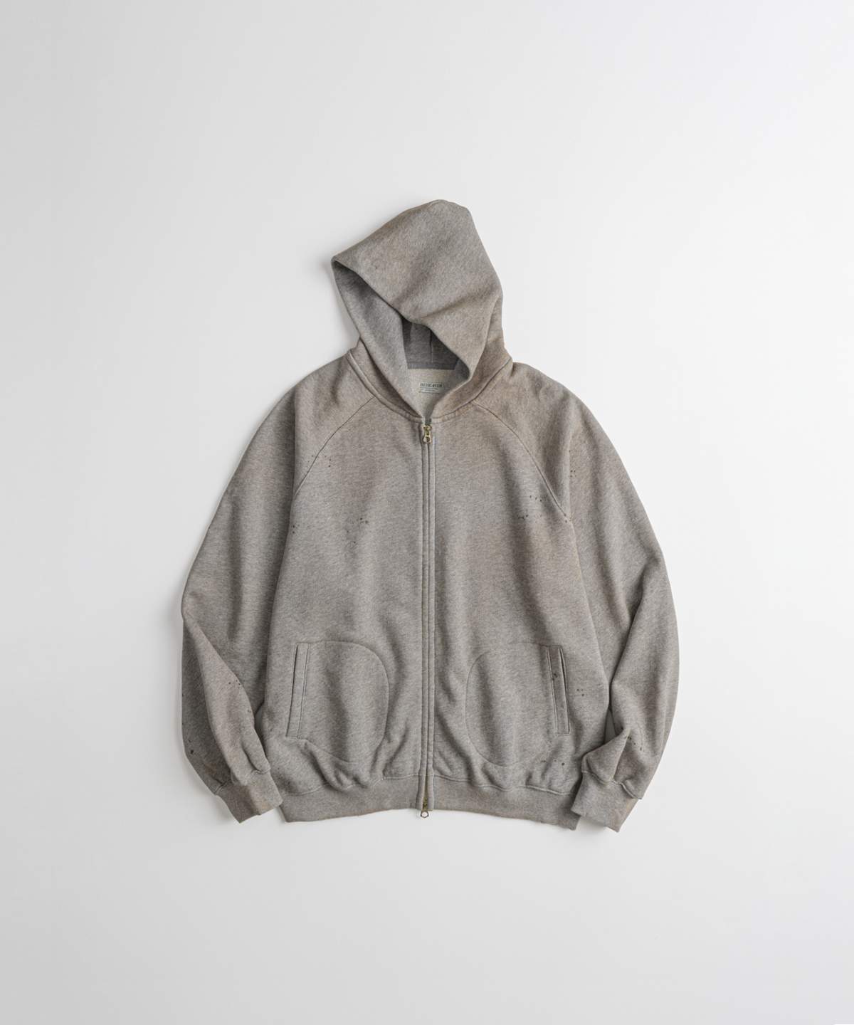 비헤비어(BEHEAVYER) DISTRESSED GLOVE FULL ZIP PARKA dust grey