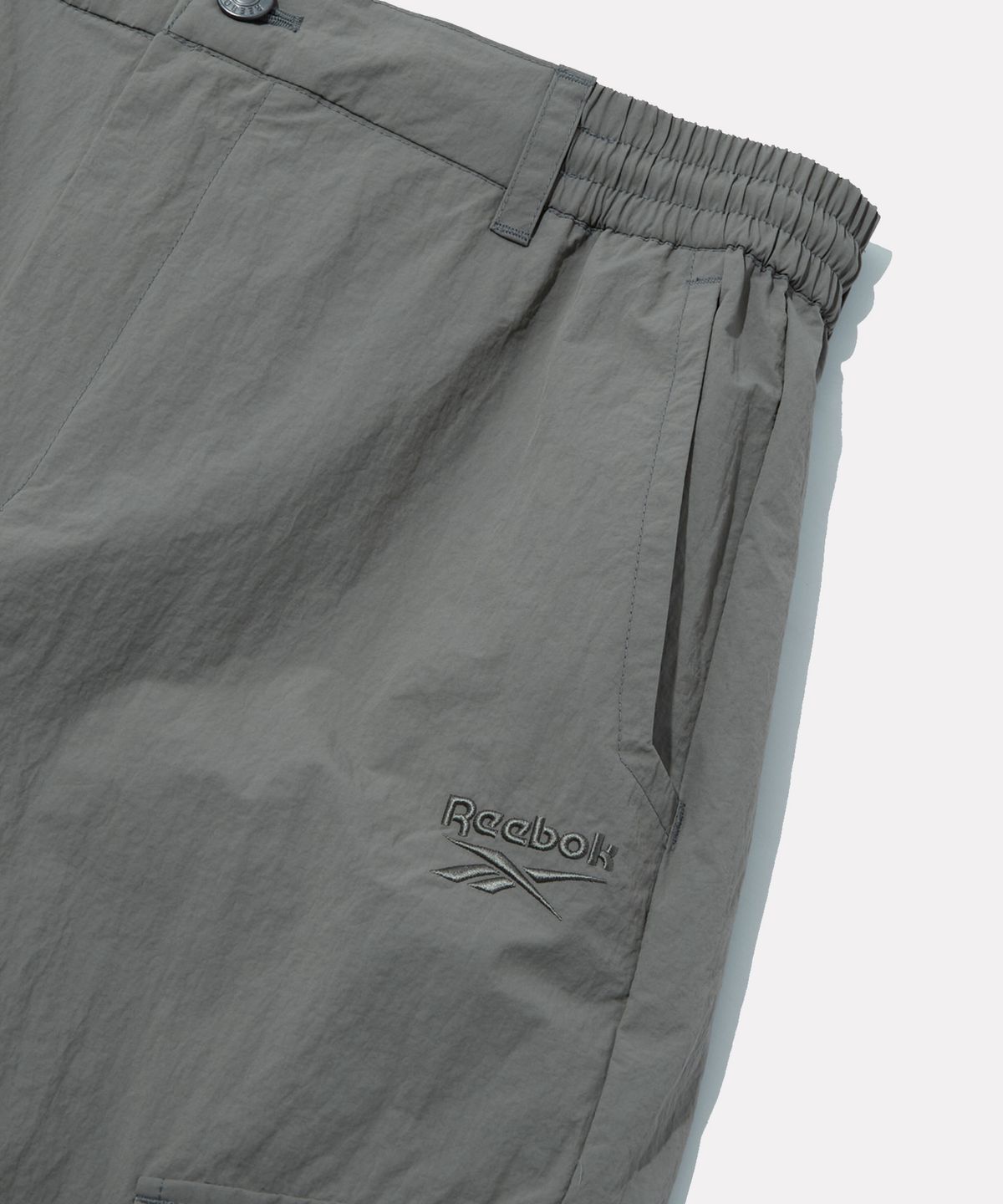 리복(REEBOK) 우븐 카고 와이드 팬츠 - 카키