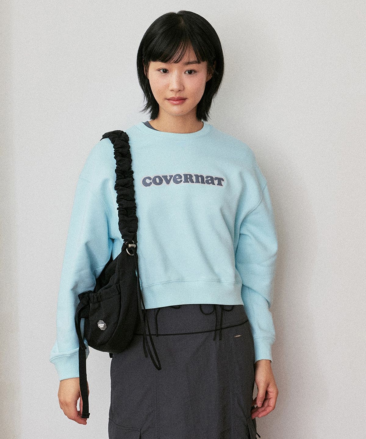 커버낫 우먼(COVERNAT WOMAN) [26SS] 우먼 클로버하트 셔링 미디움 나일론 호보백 브라운