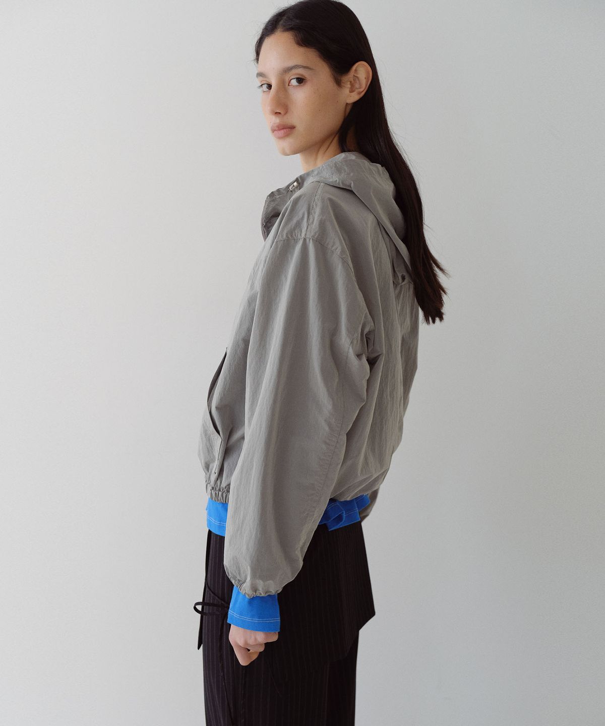 엔오르(EN OR) NYLON HOODED ANORAK - GREY